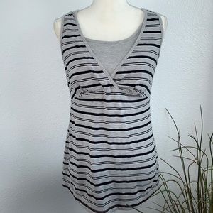 🛍✨🤰🏻A Pea In The Pod Maternity Tank Top